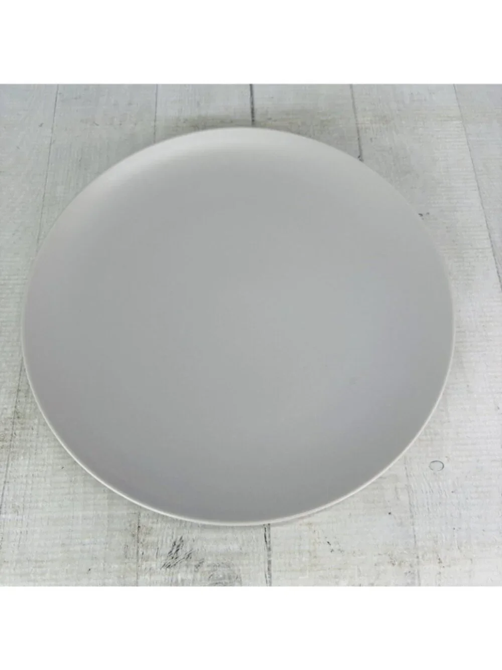 Ikea of Sweden 12011 Solid Gray Matte Round Stoneware 10.25